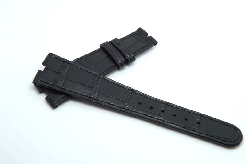 Black Alligator leather wristband - Crocodile